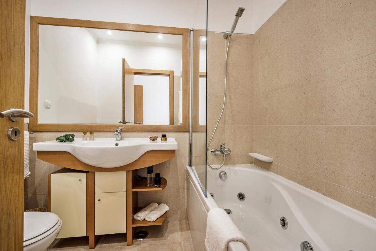 Modern And Spacious Two Bedroom Apartment Καρβοέιρο Εξωτερικό φωτογραφία