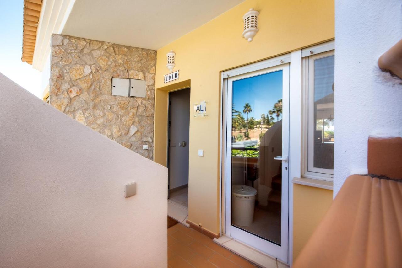 Modern And Spacious Two Bedroom Apartment Καρβοέιρο Εξωτερικό φωτογραφία